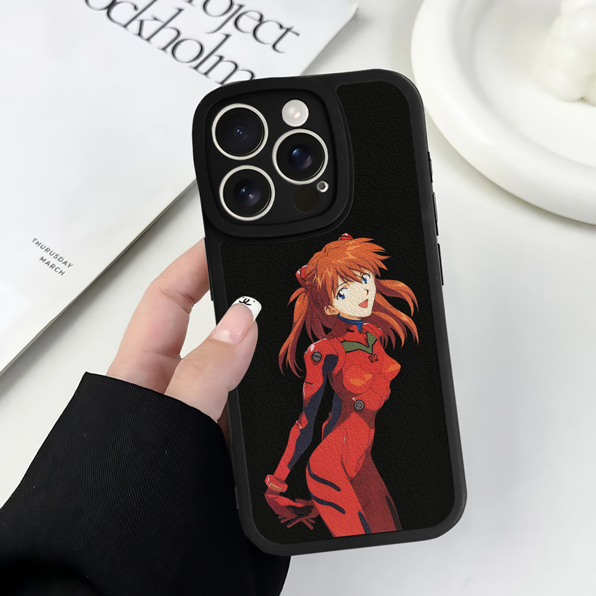 （画像用） EVA 新世紀エヴァンゲリオン 【iPhone 16シリーズ対応】シリコンスマホケース（レザー調） 材質：シリコン